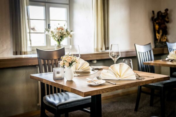 Frühstücksrestaurant Hohenkarpfen